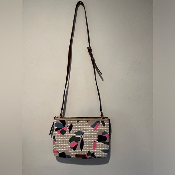 Fossil Devon Crossbody purse in HTF Floral pattern - Picture 3 of 10